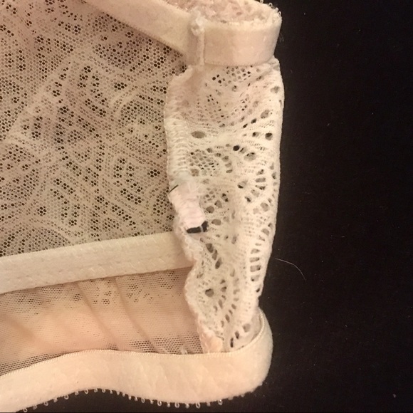 SOLD Victoria’s Secret Dream Angels Bralette - Picture 12 of 12